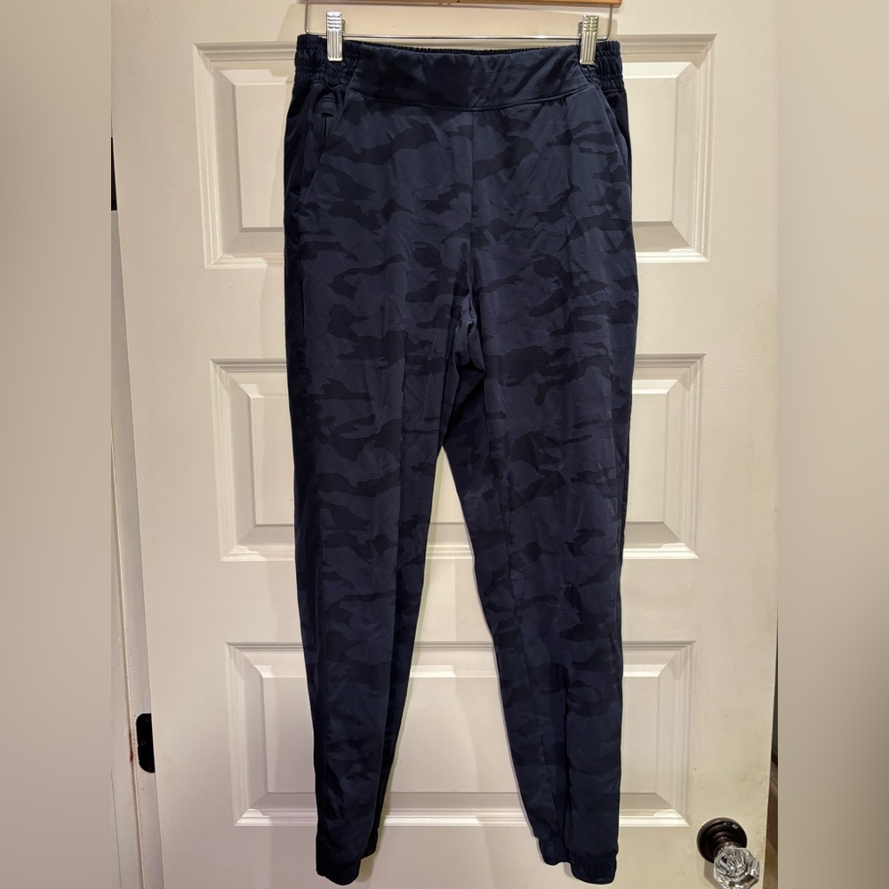 Athleta Brooklyn Textured Jogger Camo Dress Blue Navy Women’s Pants Size 10 VGUC